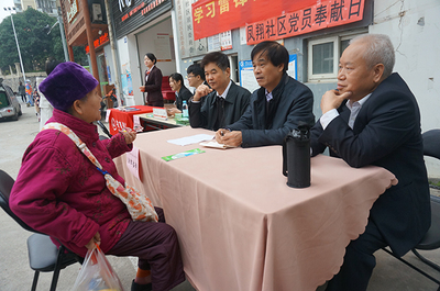 銀發(fā)智慧暖人心 退休檢察官以專業(yè)余熱點亮社會服務(wù)新篇章